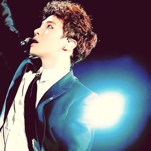 สวัสดีครับผมบอท @B2stGK ยินดีที่ได้รู้จัก ฟลว.ทุกคนครับ ㅋㅋㅋ