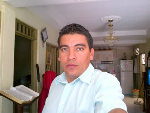 ante todo una buenas charla amistad incondicional y. muchas cosas más. mi wasap es 3133457975
