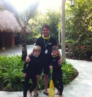 sdeno4's profile picture. Spurs fan!! New to this stuff