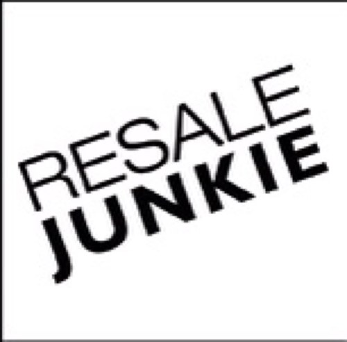 Resale Junkie THE online resale boutique!   http://t.co/oXSJ4838Wd COMING SOON!  Where fashion is always conscious!