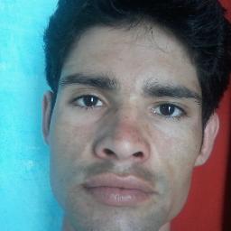 Senhor o que queres que eu faça? Chamas por mim Ouço tua Voz. Que queres de mim ó Meu Senhor.