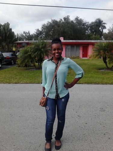 kierra_victoria's profile picture. -