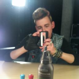 Dutch recording & performing electropop/dance artist ...i come in PEZ, and so do you! ;) http://t.co/EbzP12NeL0