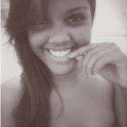 Aparência só atrai... O caráter conquista! #
                   - Pequena Regueira :)