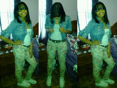 In Bad Bittie Committee Sittin' Pretty In The City ;) #longhairdontcare . If you think you bad and got long hair follow me :)