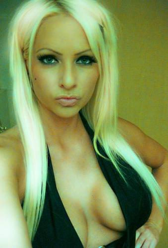 AmiraNixon1's profile picture. WHY NOT VIEW MY  PIX http://t.co/Covmn0K1zX