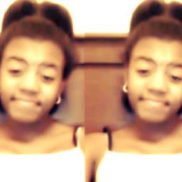 Name Lil Deajah | Long Hair | Beautiful | Smart | Funny | 5'3 | Thats all that matters. The world crazy so Look out 4 U .Go follow my otha twitter @Off_myturf .