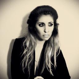 A full time fashion blogger, follow my blog for some fashion inspo!