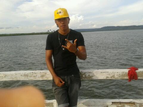 Baterista da banda j Black e grupocurtae