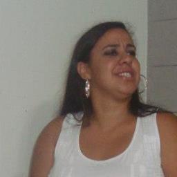 Sou alguém que não sabe o que é a vida sem a emoção de estar vivo!!!