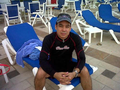 Esposo, padre de tres, cristiano y trabajador