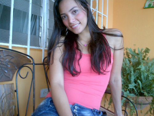 Sigueme y Te Sigo!!!!!
 *--*' ♥ Una Fiel Seguidora De #DIOS #