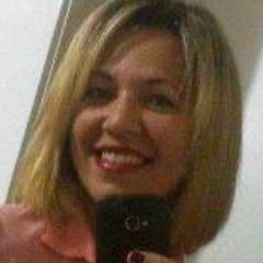 Aquariana, Sergipana, amiga e mae de dois filhos lindos Gabriel e Fillipe.