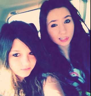 Ya im weird and funny i stick up for what i believe in and i love food!! And giraffes!! Im a big time directioner!!!