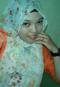 ♥ ALLAH ♥ MAMA ♥ ABUYA ♥  (ʃƪ˘˘ﻬ) @Alfie_04 ♥  | follow me? follow + mention = follback ☺ | no mentions no follback |