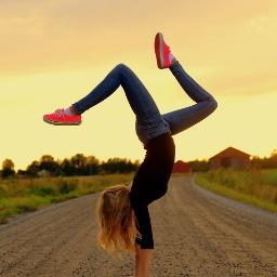 Keep Calm And Don´t Eat. La perfección es de quien lucha por alcanzarla. 
¡NO COMO, NO ENGORDO! A&M Meta: 46kg
Mi vida relatada en twitter