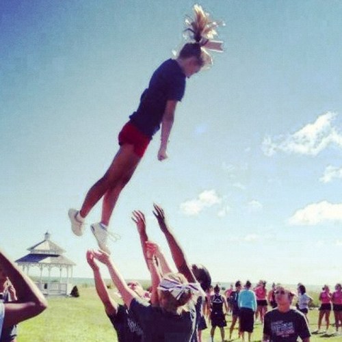 iheartcheer1's profile picture. 