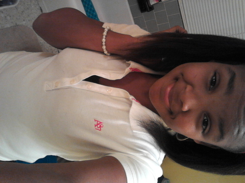 Follow mee ill follow back .... Always a leader never a follower follow me on instagram @xprettie___mee