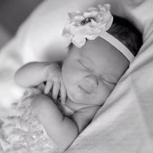 Proud mama to the best little girl in the world, Lucie! Lover of vintage, dark chocolate, Jesus, sports and pugs.