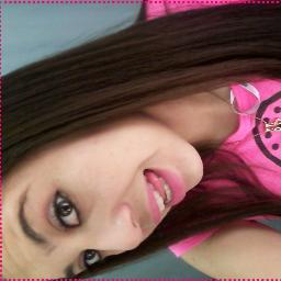 Sou apenas uma garotinha aprendendo com os erros e se surpreendendo com as lições!! s2