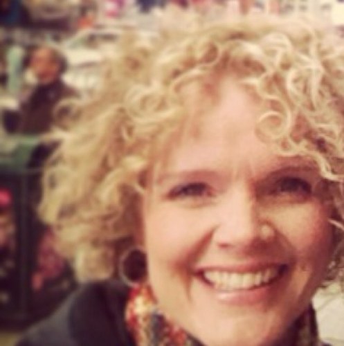 LeslieSut67's profile picture. And the day came when the risk to remain tight in a bud was more painful than the risk it took to blossom. Anais Nin