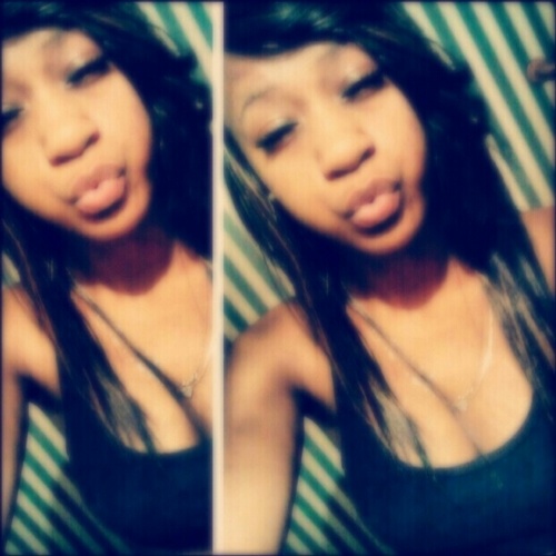 rere151's profile picture. #2TurntUp | #Rich4Eva | Mention For A Followback