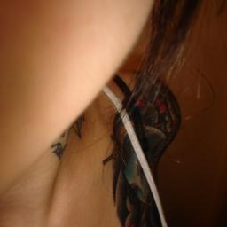 fromheavenn's profile picture. Fernet con Ricota, Latin Geisha, Terrorista, Tía de un fachero, Docente, Amor por los Discos, los libros y las papas fritas.