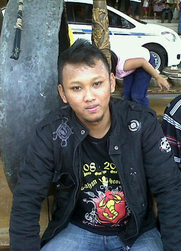 TriHastoHutomo's profile picture. 