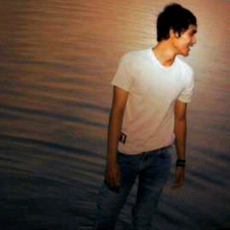 Bhansss's profile picture. 