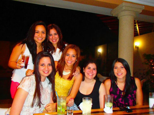 IsabellaGuim's profile picture. Swim for your life