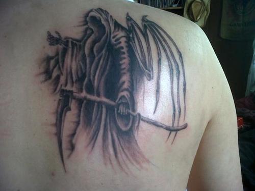 patrickDhill's profile picture. six nations -[]-[]-/\-[]-[]- I love living on the rez cuz i lived in the city most of my life i meet my wife and my 3 awesome children. life is good