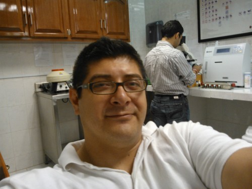 Doctorante en Ciencias en Microbilologia y Biotecnologia Molecular, Universidad de Guadalajara, Master en Qimica Clinica, QFB.