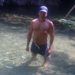 amante del deporte , del mar y de mi familia