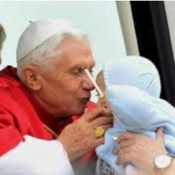 albertgomez06's profile picture. Orientación vocacional: si te gustan l3s niñ3s, se sacerdote; si te gusta robar, se político! (+18) #parody #antiamlo