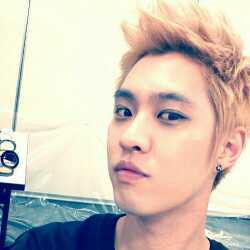 Hey Girls! I'm YangSeungHo MBLAQ. Follow me only. [@MBLAQSH]