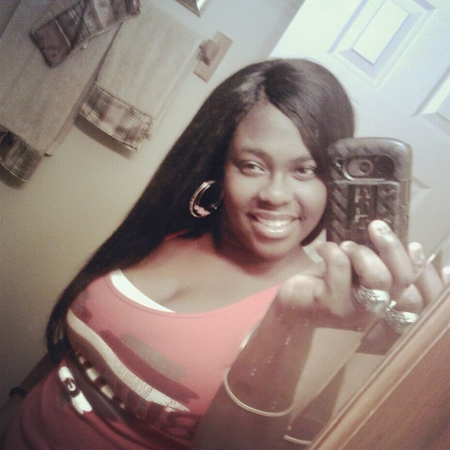 Go follow my bitch/bestie/sis @KIID_SMOOTH
