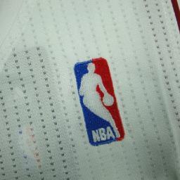 bajubasket's profile picture. Jual jersey basket, baik ready stock maupun PO. kontak via DM. atau email dulu 
jerseybasketindo@gmail.com untuk info

http://t.co/9HFMYM2CLp