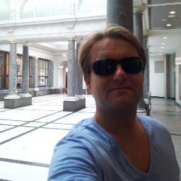 early_tweeter's profile picture. nach Diktatur verreist