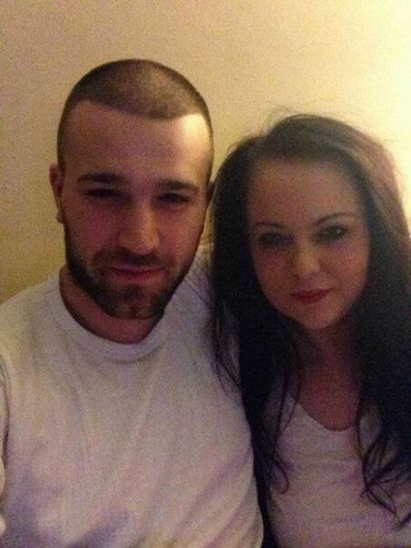 I have a beautiful daughter who is my evryfin, my world and also can't forget I'm a massive cpfc fan :-)