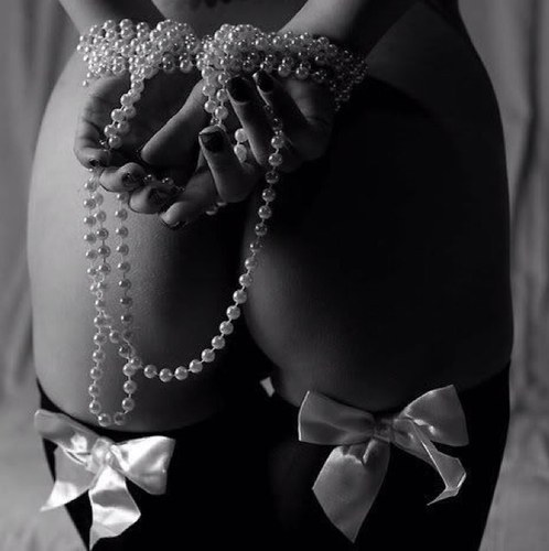18+ my heart breaks over and over again, so I let it bleed out through my pen...words sooth the soul....