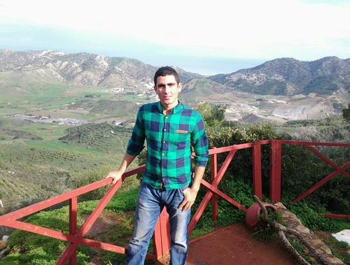 AzadWedat's profile picture. 