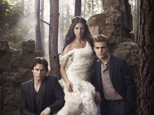 LikEaTroll12's profile picture. I love #TVD big #Delena and #Klaroline  #Nian fan.follow me follow back.