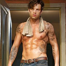 JeffMadHatter's profile picture. Sombrerero un poco tarado. Padre de @Grace_OUAT y pareja de @Alice____x. Que le corten la cabeza.