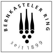 1899 schlossen sich führende Weingutbesitzer zum Bernkasteler Ring zusammen mit dem Anspruch auf beste Qualität ihrer naturreinen Weine.