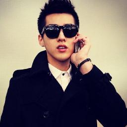 ★ Wu Fan / 吴凡 / 우판 / Wu Yi Fan / Kris / 크리스 FROM  EXO-M • JUST BOT • 　　