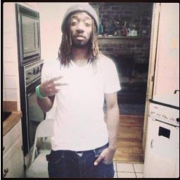 R&B SINGER / RAPPER & SONG WRITER #Dreadhead #Cancer