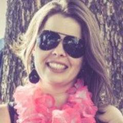 Adoro pois, morango e melissa! Sou carioca, flamenguista e mamãe da Valentina!!!