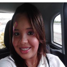 Leonina,apaixonada pelo amor e pela vida,odeio falsidade e amo meus amigossss e principalmente meu mozãoooo