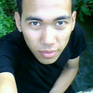 dwie_560's profile picture. aku enggak bisa ditebak kadang bisa seperti ini seperti itu tergantung suasana...