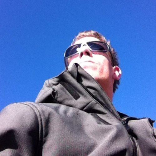 Leoney25's profile picture. 